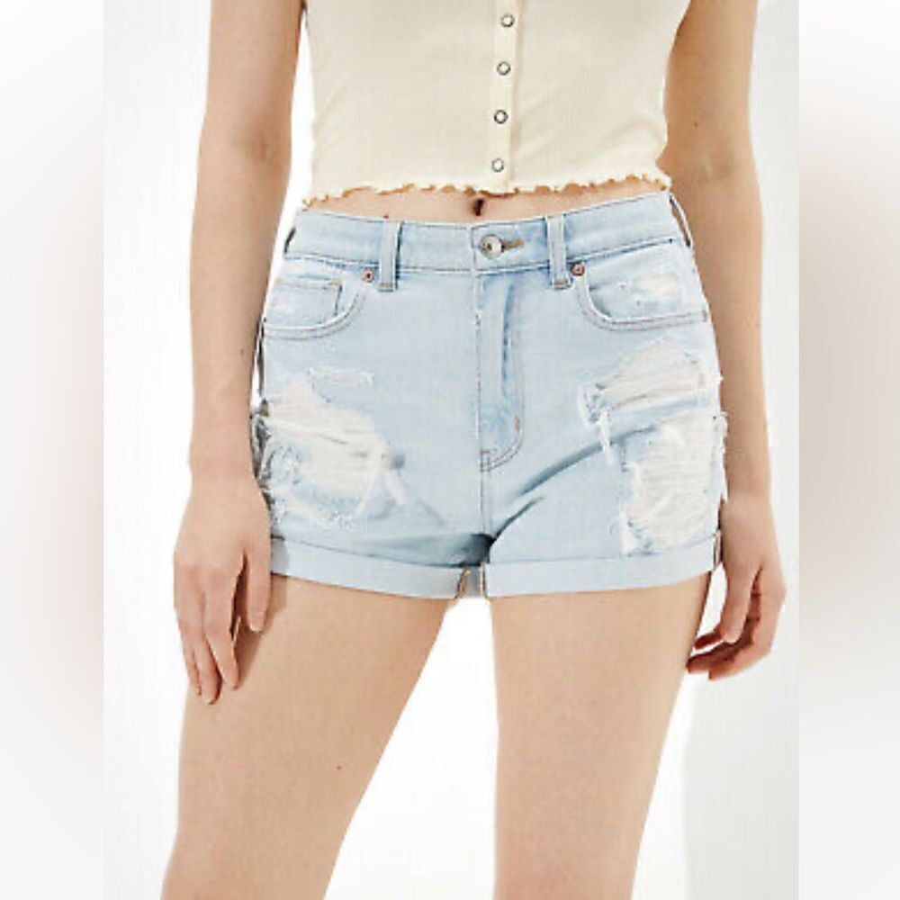EXCELLENT DISTRESSED CONDITION AMERICAN EAGLE DISTRESSED STRETCH 6 MOM SHORTS